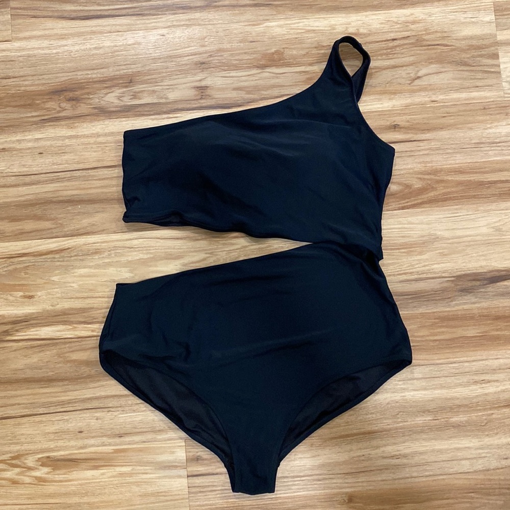 Black Side Shoulder Swim Suit